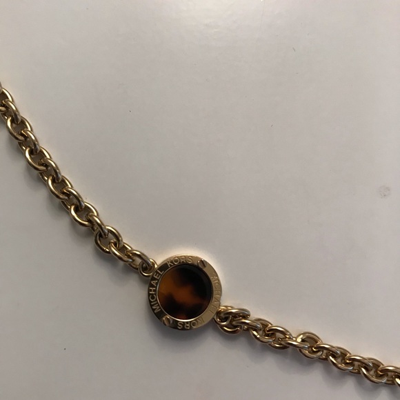 Micheal Kors Necklace - Picture 2 of 3
